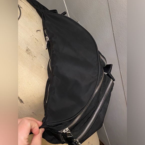 SANDRO OVERSIZED BELT BAG IN BLACK - Picture 8 of 15